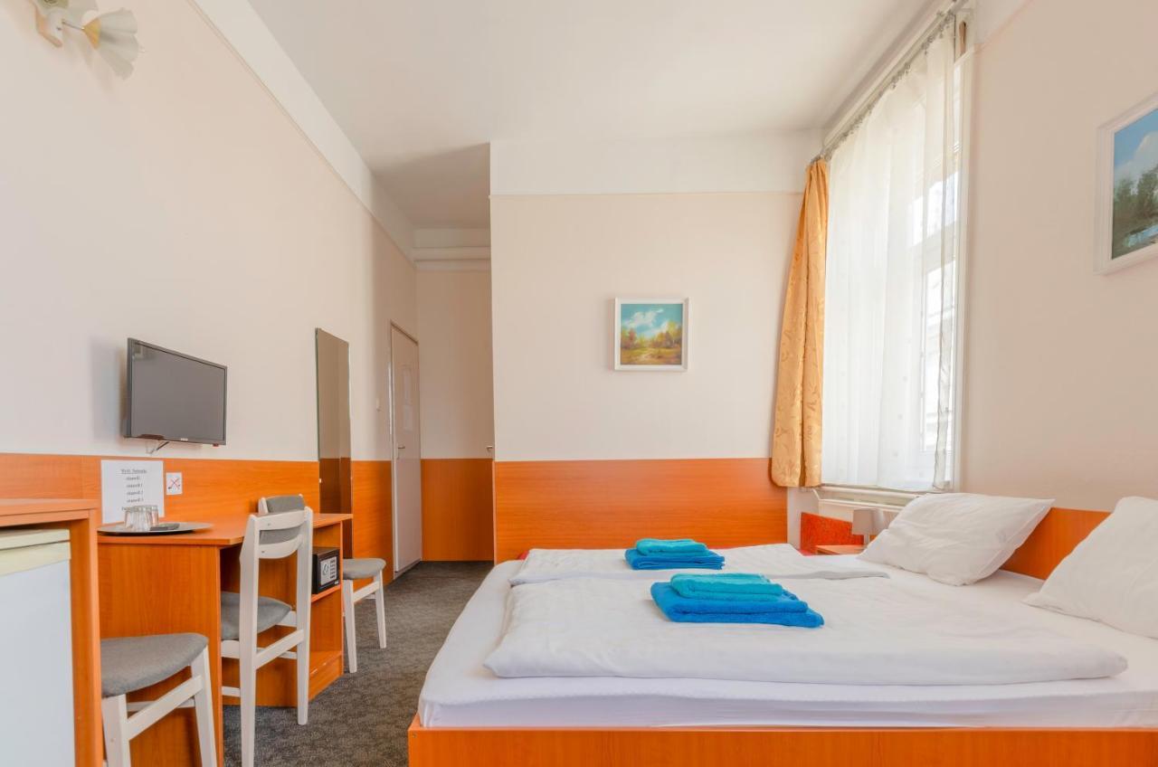 Eitans Guesthouse Budapest Luaran gambar