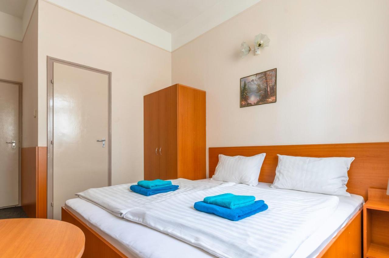 Eitans Guesthouse Budapest Luaran gambar