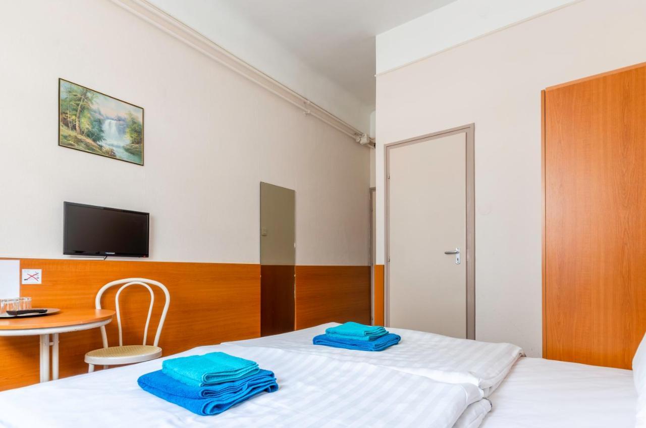 Eitans Guesthouse Budapest Luaran gambar