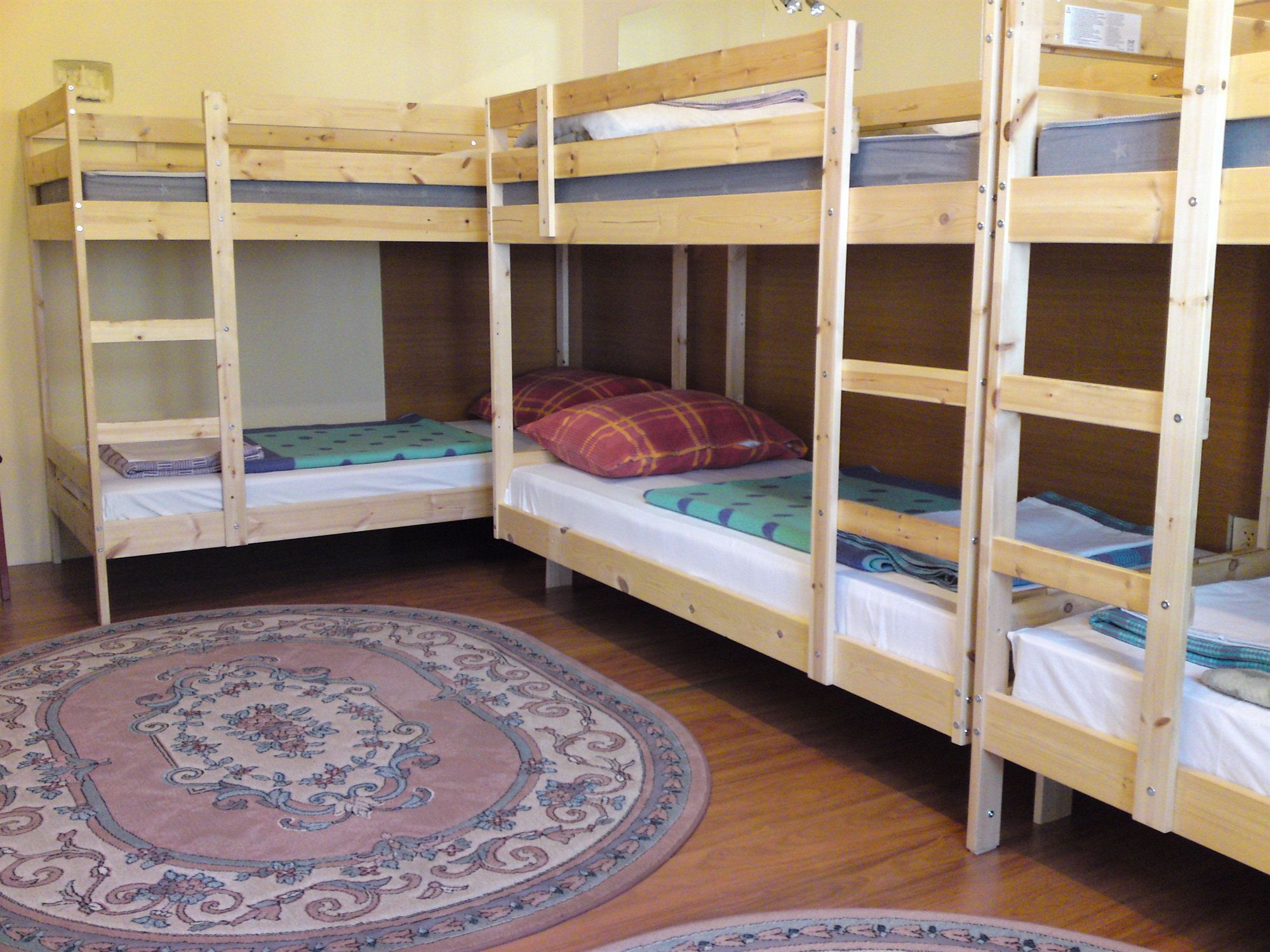 Eitans Guesthouse Budapest Luaran gambar